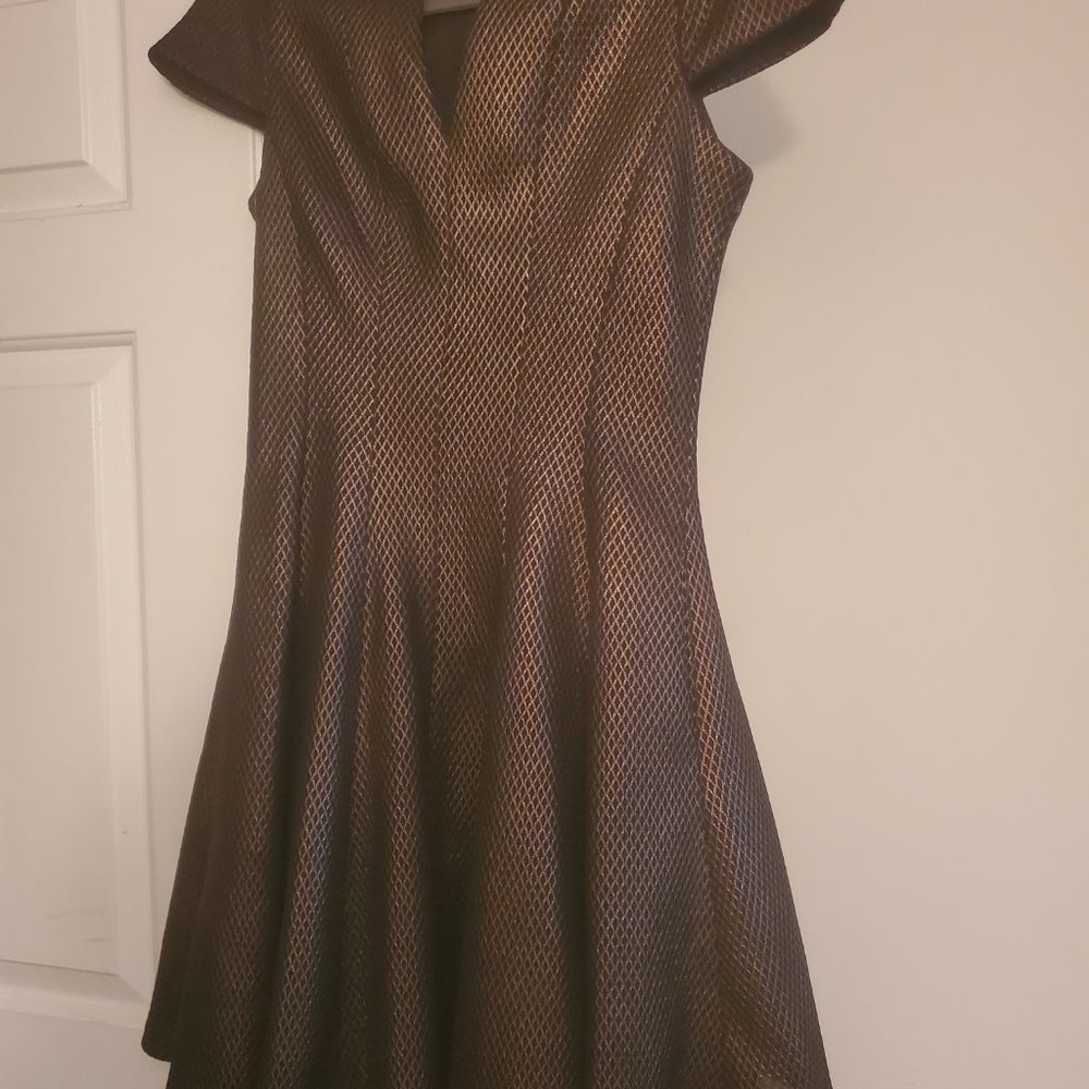 Dress - Picture 4 of 7